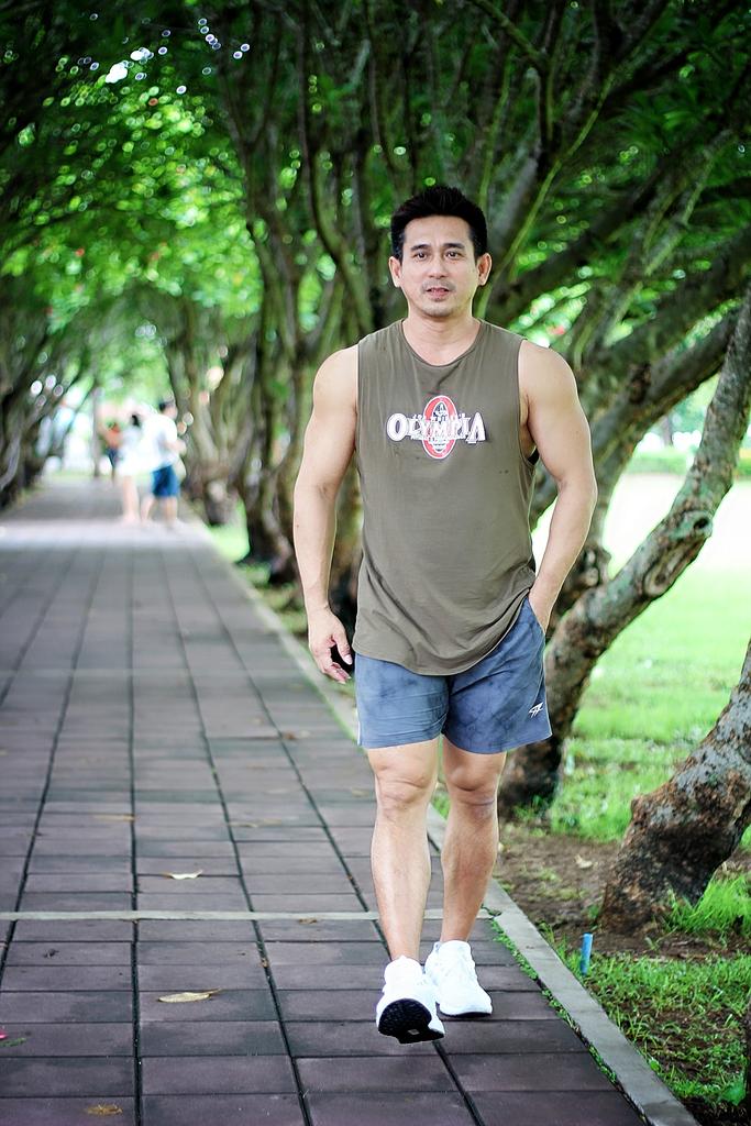 CChanluck's tweet photo. อย่าจ้องนาน ภูมิต้านทานไม่ค่อยดี https://t.co/nIUBiAzKga