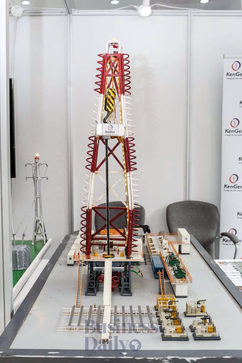 Eaogec's tweet photo. @KenGenKenya demo Geothermal power generating station at the #cleanenergyconference @BD_Africa https://t.co/DHVt8UuRkc