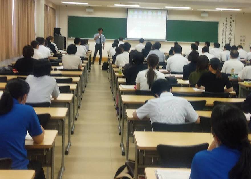 2023年8月3日
福岡県保健体育部会南部地区研修会
場所:久留米大学附設高等学校
時間:14時10分〜15時40分
講師:安川雅史
演題:ネットいじめ·ネット犯罪から子どもを守る
