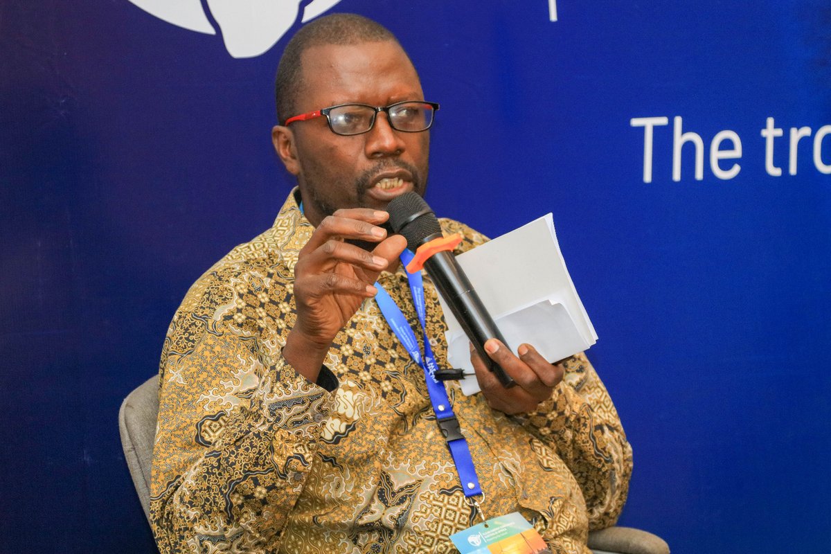 KenGenKenya's tweet photo. “How can Africa achieve greater energy efficiency?” ⚡️
@KenGenKenya's Assistant Manager-Geothermal Resource Assessment, Kizito Opondo, shares his views during a panel discussion at the #CleanEnergyConference. #GreenEnergyKE ^EM https://t.co/RPN3Fsk4if