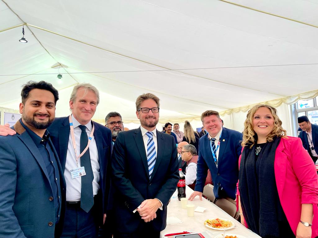 JQamarOfficial's tweet photo. Delighted to host at @JalsaUK, UK's largest Muslim gathering! Honoured to welcome The Rt Hon Damian Hinds MP (@DamianHinds)&amp; @dean4watford, engaged with esteemed Canadian Parliament members @kyleseeback &amp; @LMathys. A celebration of unity, peace, and love! #JalsaSalana #JalsaUK https://t.co/nUdnZ1bZel