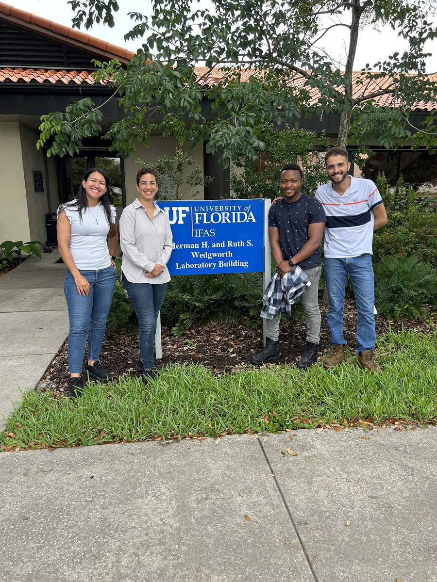 It was a great time well spent in <a href="/katiavx/">Katia 🏳️‍🌈🌱🧬</a> ‘s lab. I appreciate your enthusiasm <a href="/katiavx/">Katia 🏳️‍🌈🌱🧬</a> <a href="/ferreiralc_/">Larissa C. Ferreira-Nuffer 🇧🇷🇺🇸</a> <a href="/vitoramoura2/">Vitor Moura</a> <a href="/AlbaMyers83968/">Alba Myers❤️🥬🌽🌱💫🇺🇸🌎</a>. Thank you all for your support and guidance, most notably, for being a part of my journey.