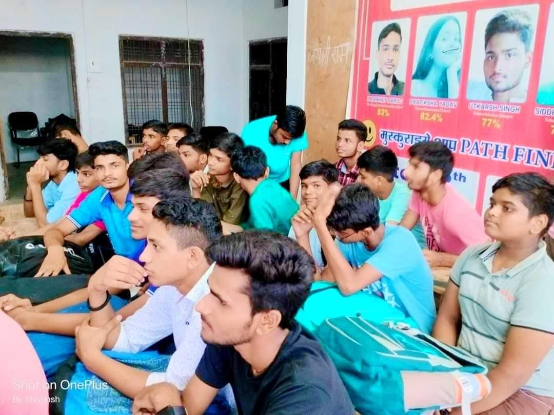 pkkashi221308's tweet photo. #MemberShip_Drive #अभाविप_जौनपुर
आज अभाविप जौनपुर नगर के कार्यकर्ताओं द्वारा सदस्यता अभियान के अंतर्गत PATH FINDERS TUTORIALS कोचिंग के छात्र छात्राओं को सदस्यता ग्रहण करायी गई।
@ABVPVoice @iGhanshyamShahi https://t.co/imv0IBoQYQ