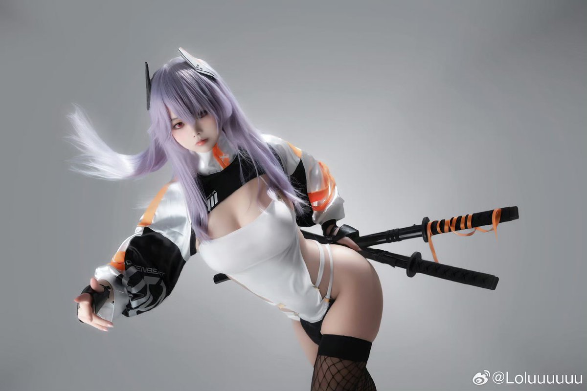 🉑️「SAMURAI 零-Rei-」的同款手办
还原上面还是保守了的！
From：@Loluuuuuu_cos https://t.co/W5ZbPAdcMP