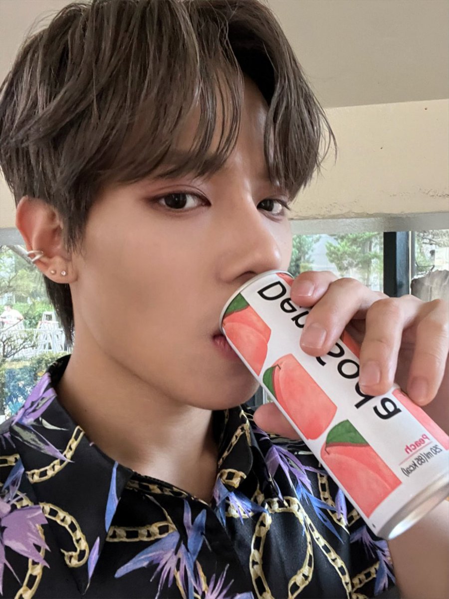 tan__official_'s tweet photo. [#주안] 오늘 무대  어땠어어땻어요 소다이아아아 

#티에이엔 #TAN #today_jooan https://t.co/nmQlcHd2I0