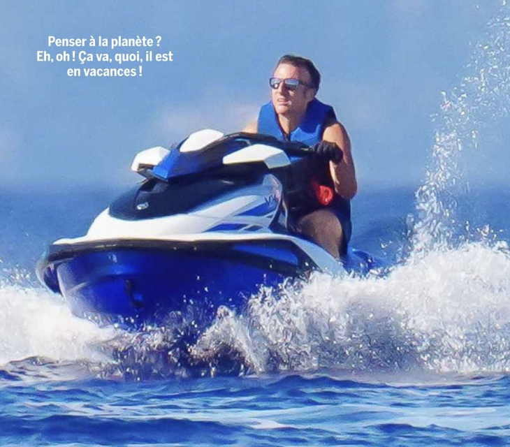 Poulin2012's tweet photo. Pour lui, c'est jet ski, 
Pour elle, c'est mini scooter sous-marin, 
pour nous c'est une facture de 60000€ la baignade

Et une revue de presse du vendredi à 18h sur YT.

A toute les baigneurs! https://t.co/NWA35xJ892