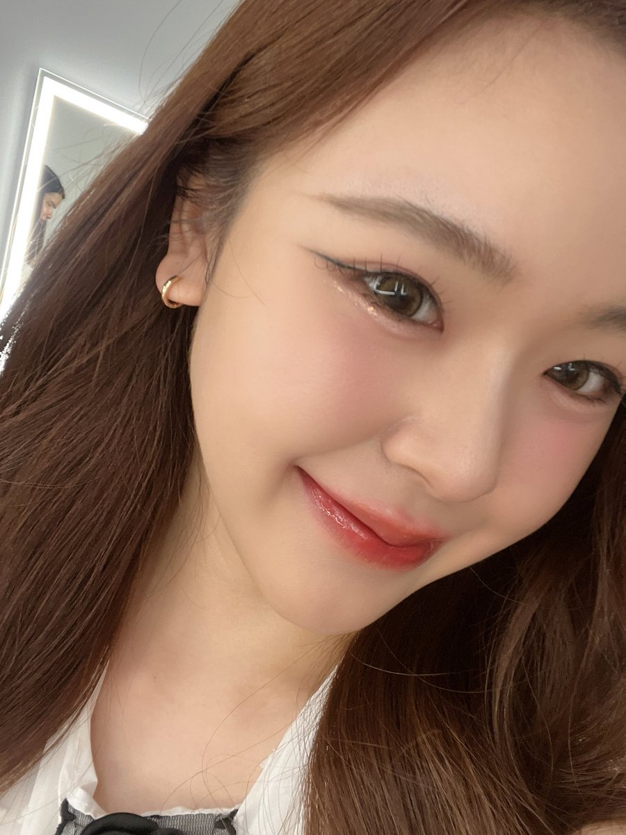 junewanwimol19's tweet photo. mumu💋 https://t.co/0pmIiWWAkk