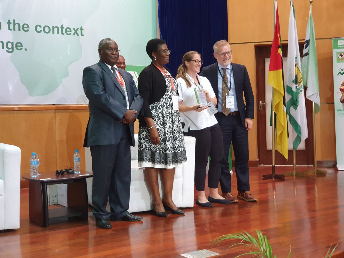 afrehealthorg's tweet photo. 👏🌟 A well-deserved recognition for Dr. Mike Reid and UCSF, celebrating their personal and organisational remarkable collaborative work with AFREhealth over the years! 🤝🌍  #AFREhealthMaputo #AppreciationPost #HealthcareExcellence https://t.co/ueh61BnZN2