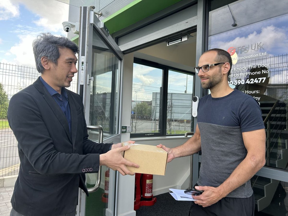 FScom_UK's tweet photo. 💼No more anxiously waiting for deliveries! Take control of your schedule and get your hands on the products you need when it suits you best! 💪You'll also enjoy personalized assistance from our friendly staff! https://t.co/MhOgthpA8A
#FSSupport #CustomerExperience #SelfPickup https://t.co/oOHYkS0CUw