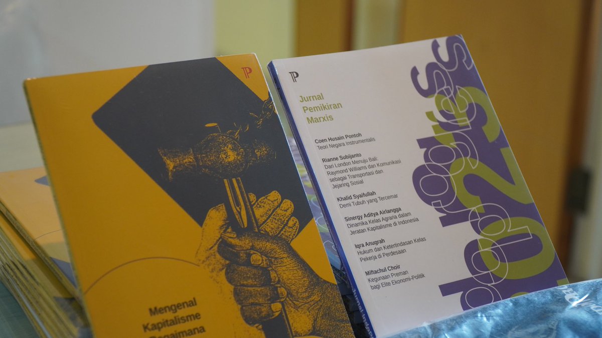 suluhpergerakan's tweet photo. Kolaborasi penerbitan buku Mengenal Kapitalisme dan Bagaimana Mengalahkannya, dan Jurnal @indoprogress 

Pemesanan buku di Jogja dan luar kota dapat menghubungi 081226738321 atau 081578484789

#indoprogress #socialmovementinstitute #kolaborasi #jurnal #buku https://t.co/VQ6uR5DLC3