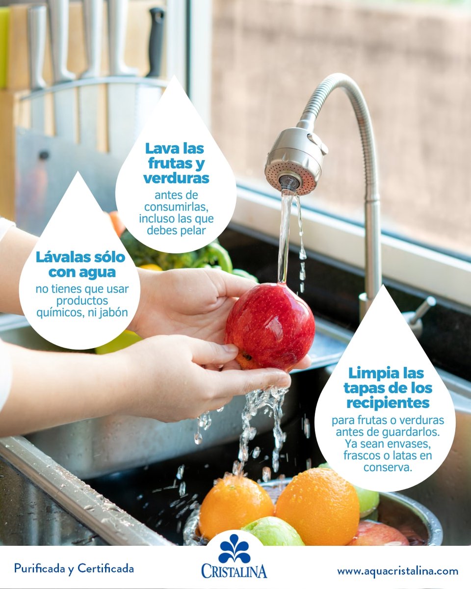 Es muy importante lavar las frutas y verduras antes de consumirlas, porque ayuda a eliminar los restos de tierra, químicos, pesticidas o incluso, agentes patógenos. Hazlo sólo con agua, o agrega 1 cucharadita de bicarbonato de sodio y déjala reposar 5 minutos.