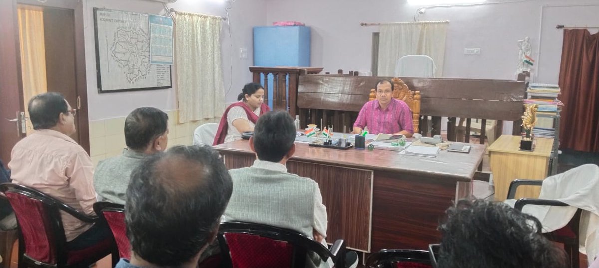 Subcollectorkpt's tweet photo. Meeting with Political Parties held at Sub-Collector Office, Koraput under the chairmanship of ERO &amp; Sub-Collector, Koraput regarding Rationalisation of Polling Stations and sensitization on pre-revision activities w.r.t to SSR-2024 @dmkoraput @OdishaCeo https://t.co/HZDEpxy2H2