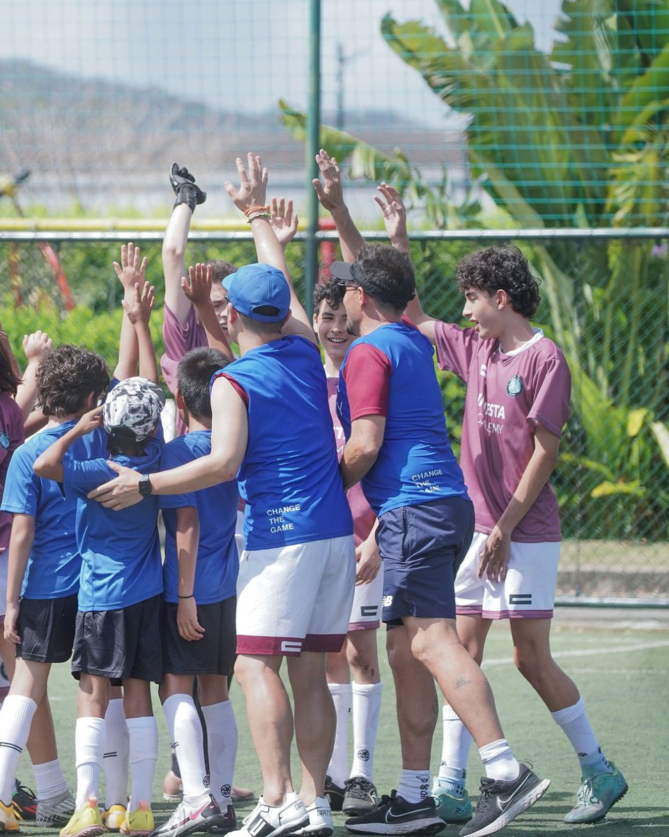 Over 600 kids in Panama, Japan, Mexico, El Paso, and Llívia are learning much more than football. Capitten sponsors the values of football: teamwork, sacrifice, passion, and fun. With Iniesta Academy, we build future generations not only into better players but better people. 🤝