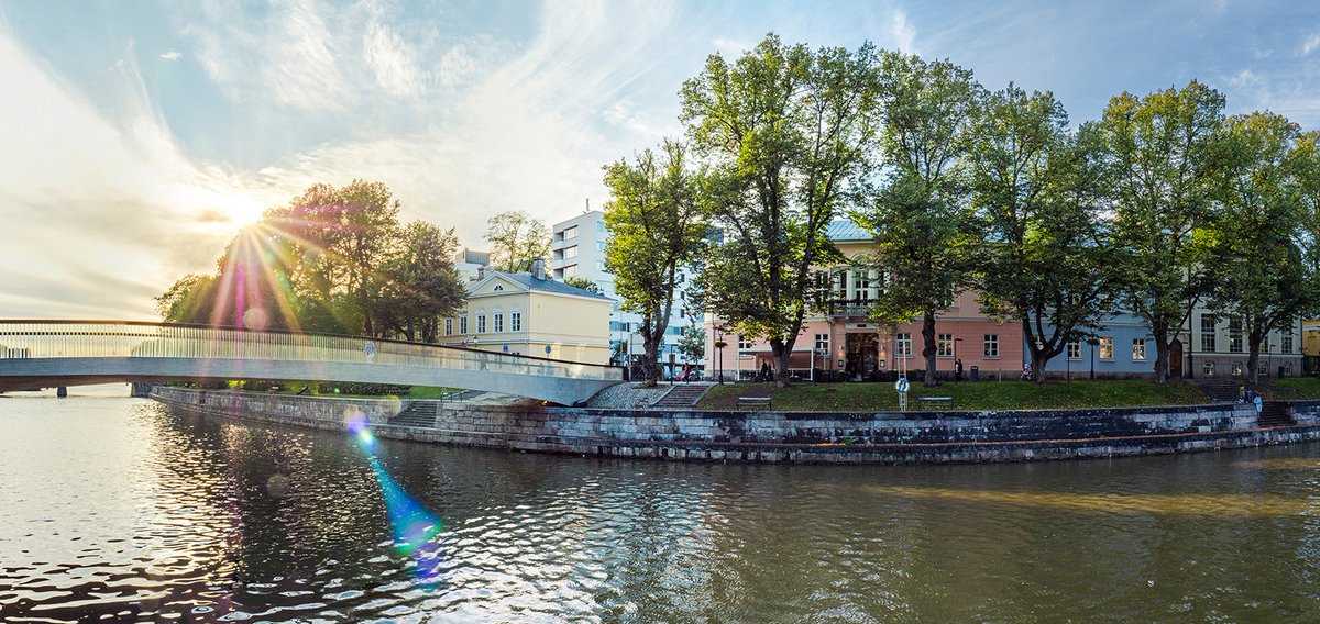 Vielä ehdit vastaamaan tilakyselyyn! Millaisia yhteiskäyttötiloja sinä, yhdistyksesi tai järjestösi kaipaisitte Turun kaupungilta? Tavoitteenamme on avata enemmän tiloja yhteiseen käyttöön ja yhdenmukaistaa varaus- ja maksukäytäntöjä. #turku #kerrokantasi kerrokantasi.turku.fi/tilakysely