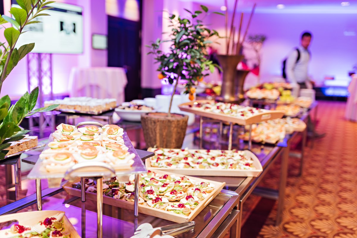 testing_united's tweet photo. πΈ #TBT to Testing United 2018 in Bratislava! Join us again on Sept 4th and 5th. Get 5% off for 5 tickets, 10% off for 10. Contact tickets@testingunited.com or info@testingunited.com for more info. #TestingUnited #Bratislava #Conference https://t.co/0Fn5BqTYsk