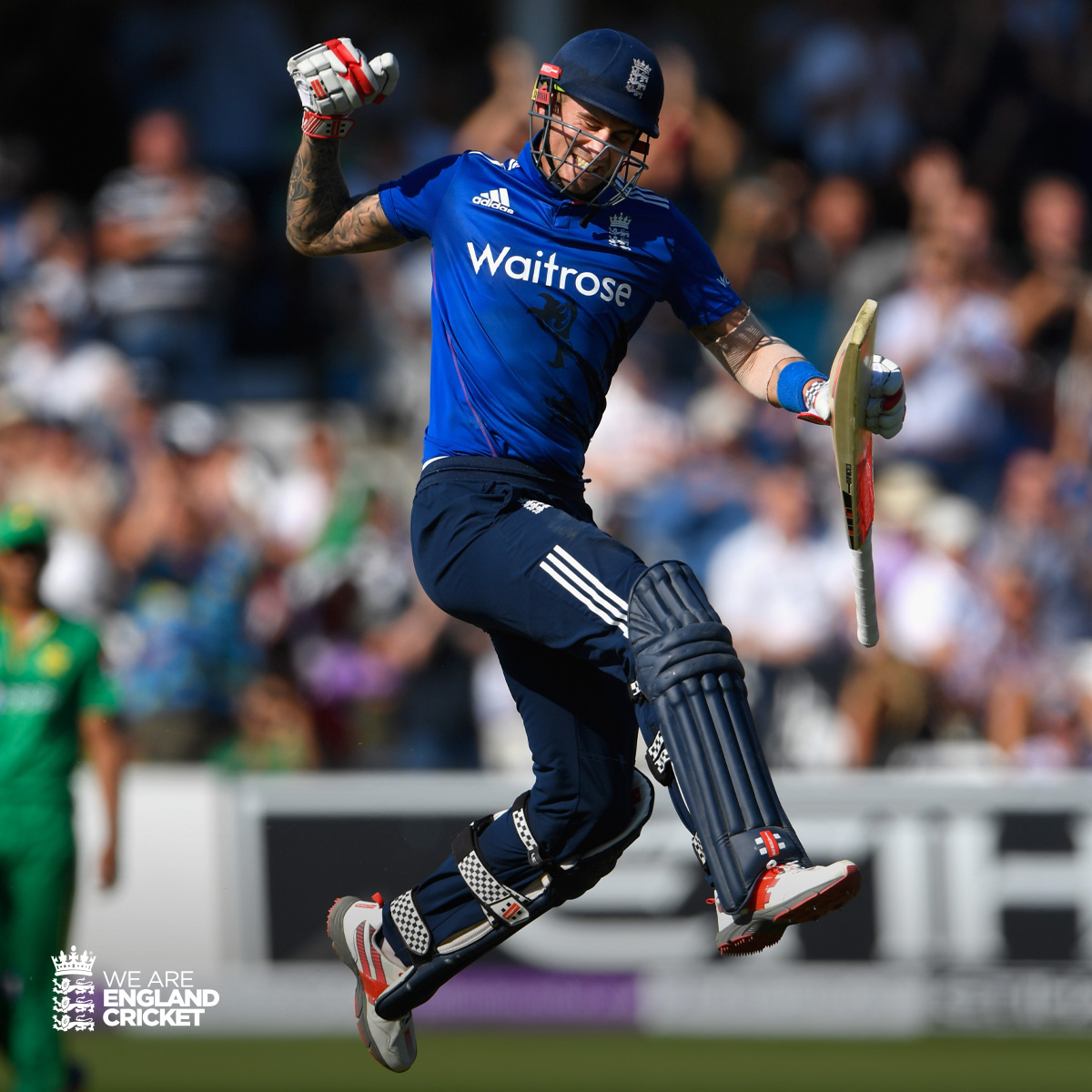 englandcricket's tweet photo. 156 Matches🧢
5066 Runs 🏏
578 Fours 💥
123 Sixes 💥
T20 World Cup Winner 🏆

Thank you, Alex 👏

Alex Hales has announced his retirement from international cricket. https://t.co/xXOUmFjide
