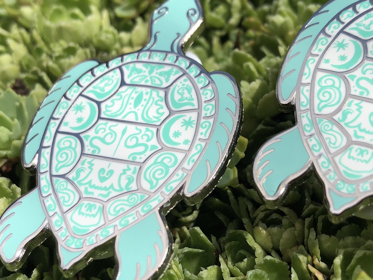 blacksmoke1033's tweet photo. Listed my leftover turtle pins on my store! My manufacturer did a really great job on the tiny screenprint of my skull blowing smoke! You can get one here https://t.co/lOne1ifXrB https://t.co/7UOBBqwJBS