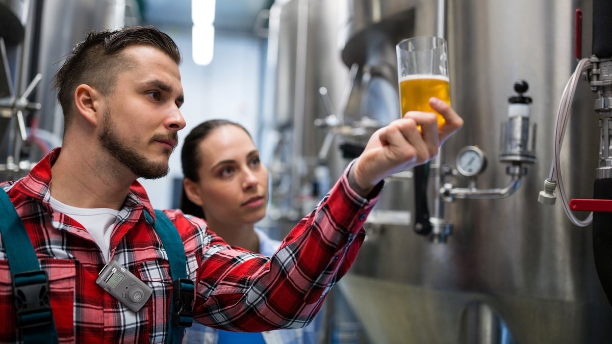 IGD1's tweet photo. 🍻Happy #InternationalBeerDay how are you celebrating this day? What is your go to drink of choice? 
Those working in both the #breweries and #Hospitality  industry, are exposed to dangerous and toxic gases like carbon dioxide. Contact us today for Co2 monitors #gasdetection https://t.co/C0lwoMLPLX