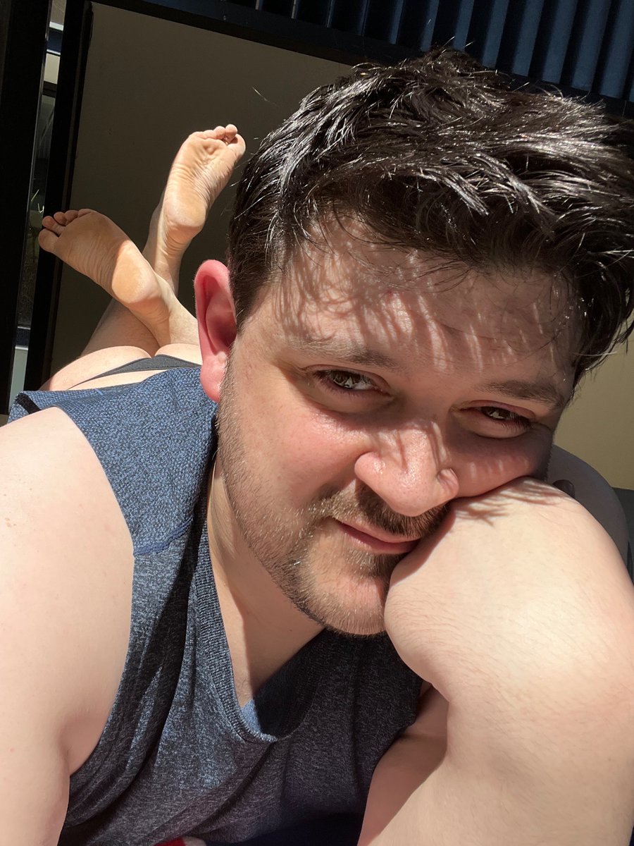 Content from fansandthensomefree