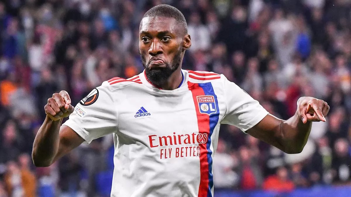 Nous tenons à confirmer l’information concernant Toko Ekambi. ✅

Le joueur est bel et bien un joueur de Fenerbahçe dans les prochains jours ! 💥