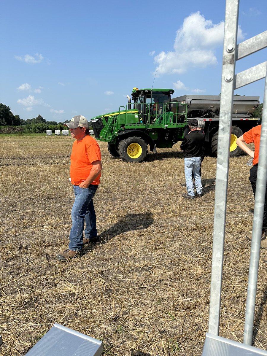 ClarkAgri's tweet photo. Testing out our new-to-us spinner truck yesterday at Norfolk’s Compaction Day! Thanks to all the NSCIA members and the compaction crew for making this day a great success #ontag #compactionaction @WheatPete @GHSCIA https://t.co/A6xP4SRsWC