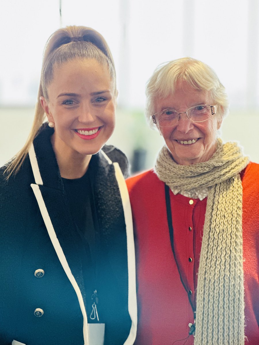 Gemma Thomson tweet media