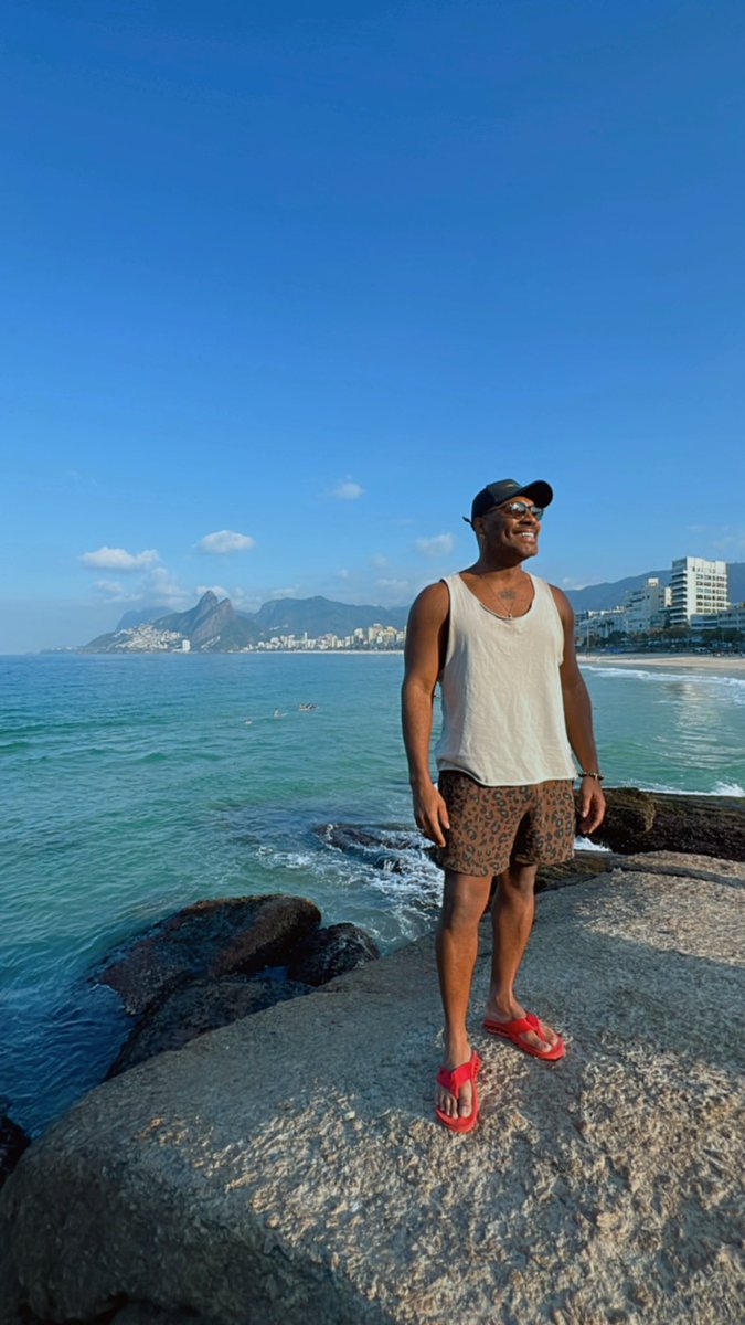 NicacioFred's tweet image. E eu posso provar! ☀️🌊 #Arpoador #riodejaneiro