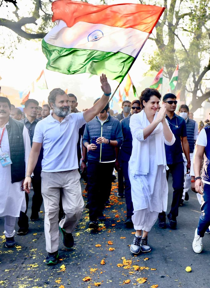 Inc_devendra's tweet image. माननीय सर्वोच्च न्यायालय को न्यायपूर्ण फैसला देने के लिए धन्यवाद। @RahulGandhi

सत्यमेव जयते

#RahulGandhi #RahulGandhiVoiceOfIndia