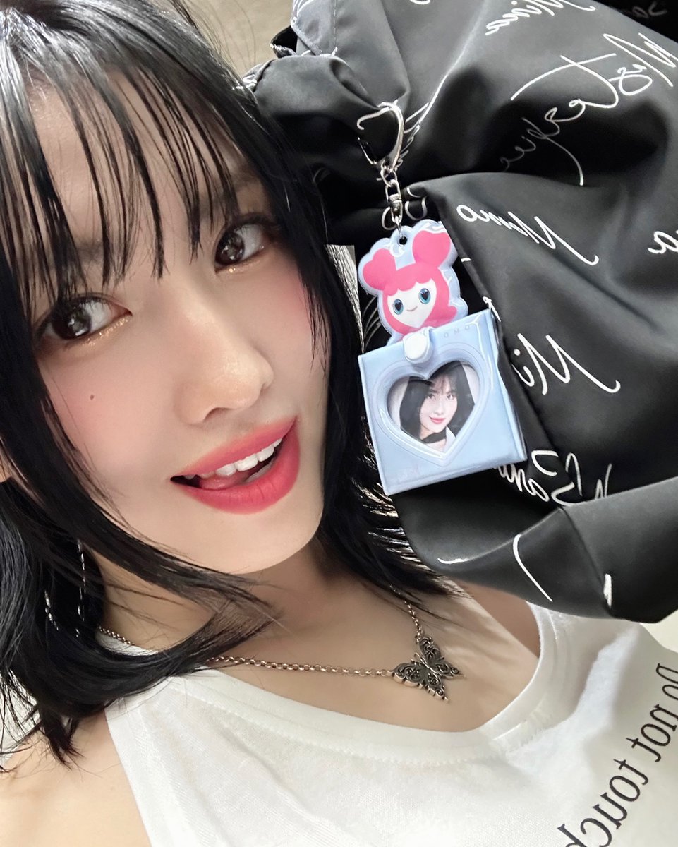 JYPETWICE_JAPAN's tweet photo. MISAMO JAPAN SHOWCASE “Masterpiece” 
オフィシャルグッズの通信販売は明日8月6日(日)23:59まで！

ぜひお見逃しなく👀

https://t.co/maAfZ7XMEF

#MISAMO #Masterpiece #JAPANSHOWCASE2023 https://t.co/dH4kJeThpE