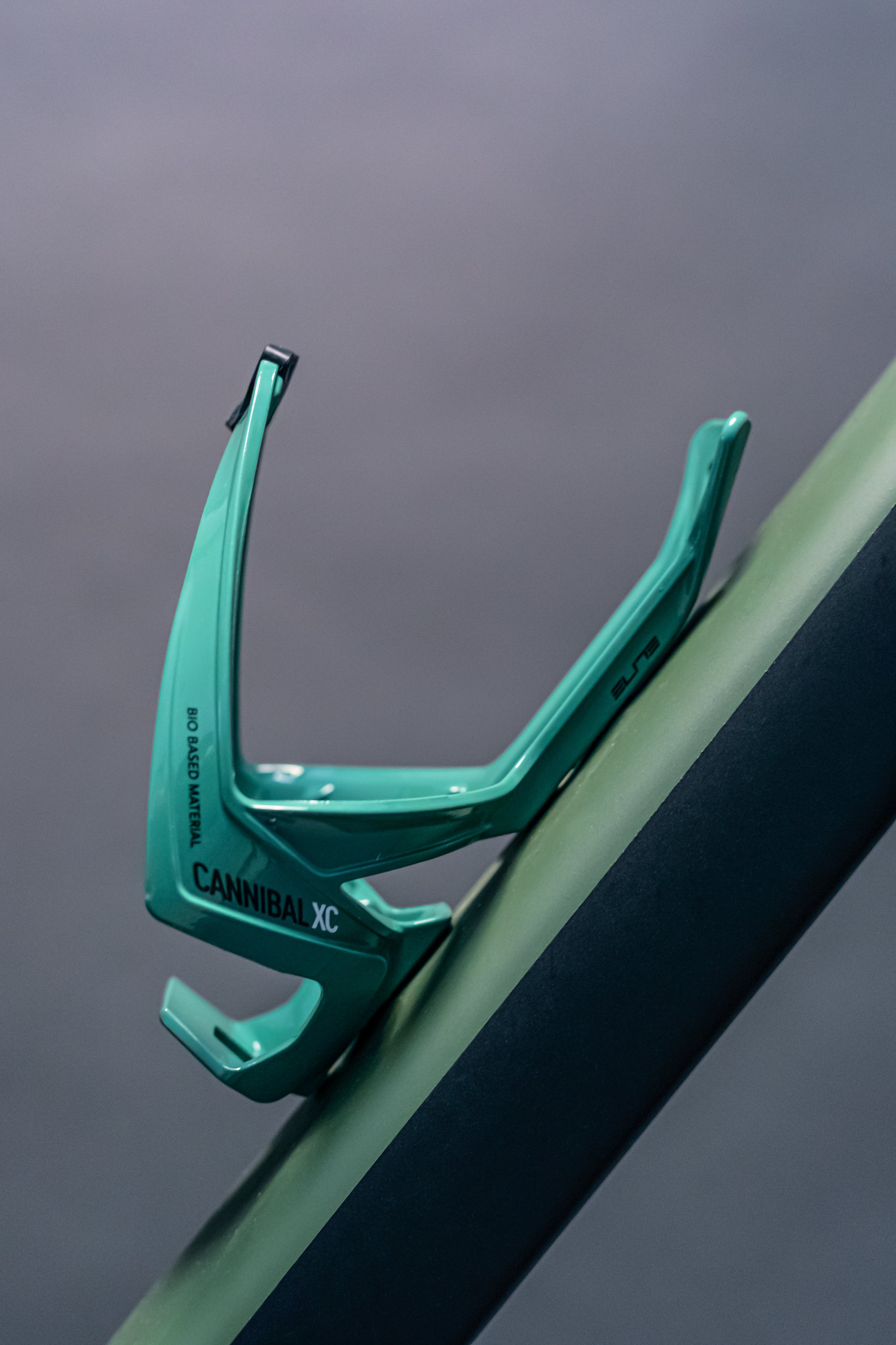Bianchi elite bottle cage deals