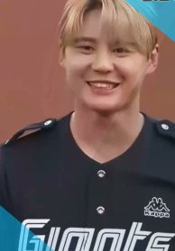 XIAinfo's tweet image. [영상] &apos;준수&apos;한 투구폼의 &apos;준수&apos;한 시구 #ShortForm (출처 : 크보연구소_네이버스포츠 | 네이버TV)
naver.me/xb7OhVjh 

#김준수 #XIA #준수 #XIA준수 #시아준수 #JUNSU #KIMJUNSU #XIAJUNSU #ジュンス #金俊秀