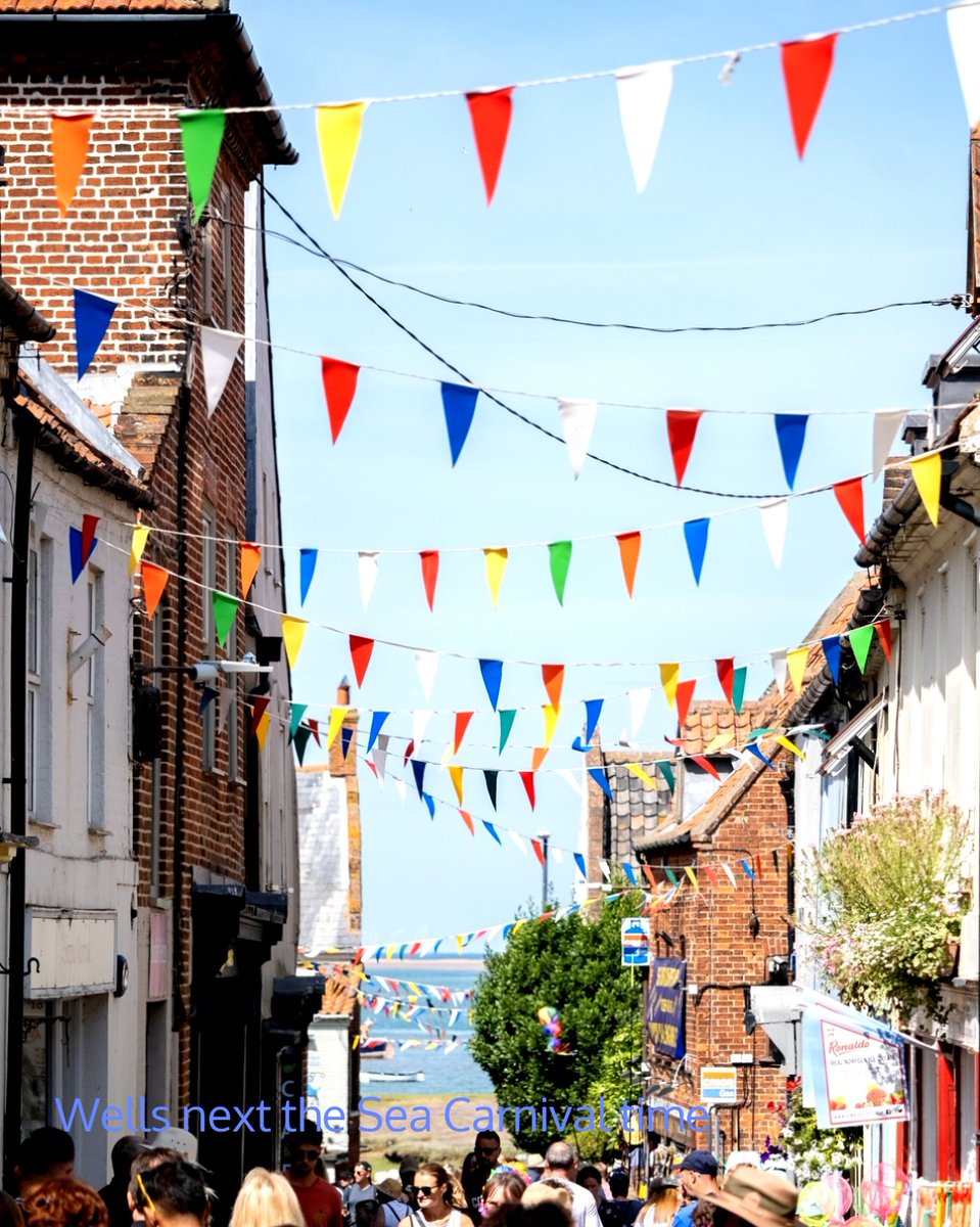 Pop into Plattens - if you haven't visited for a while, we look forward to seeing you soon!
#QuaysideDelights
#CarnivalMemories
#PlattensfishnChips