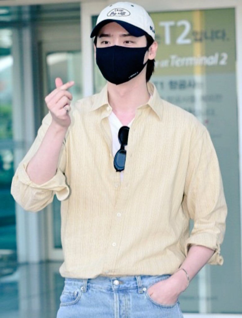 WithJSIndonesia's tweet photo. Ayang kita otw Dubai... 

#leejongsuk https://t.co/oqPuEXJ4cl