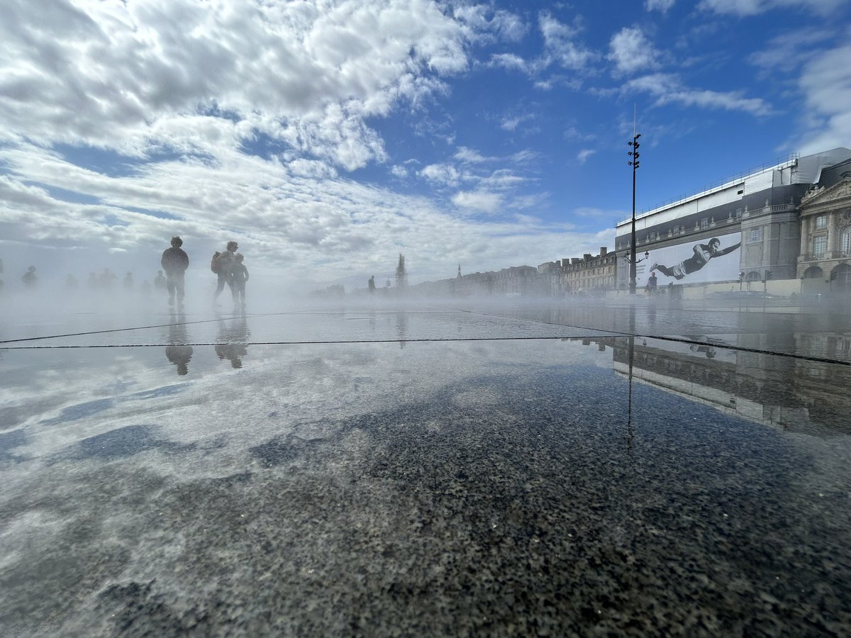 AndyPeggs's tweet photo. Miroir d’eau. https://t.co/Up6GHDRdJ6
