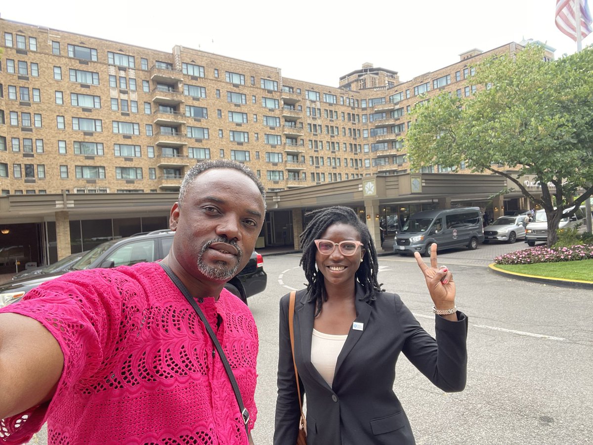 ekemma's tweet photo. For 5 years, it was a privilege mentoring @DrZobo remotely. Meeting for the first time in Washington DC was great. I beamed with pride as she introduced me to her @WashFellowship colleagues and faculty. Her commitment to social Justice is unequalled. Only thing missing was Zobo. https://t.co/0TBFJyNRdv