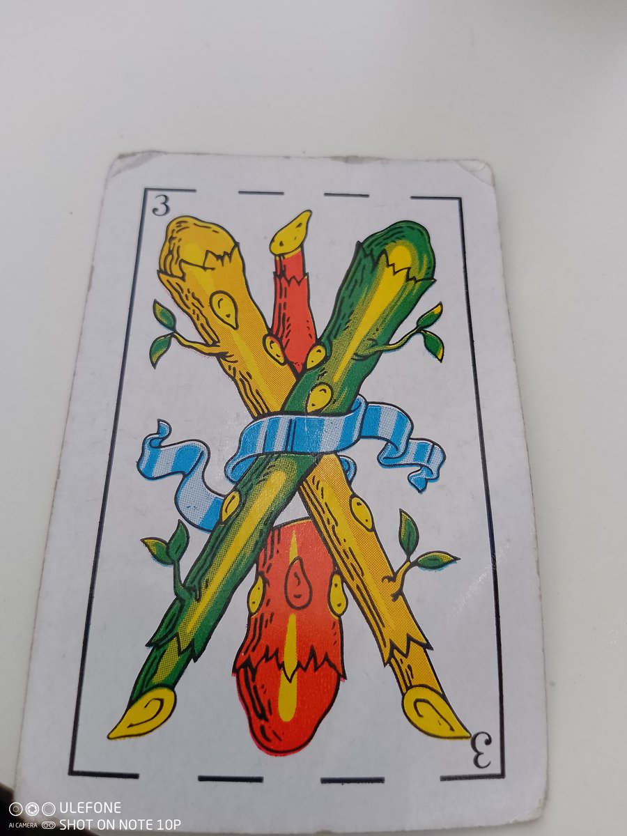 Me acabo de encontrar un naipe con el 3 de bastos, ¿ Qué significa eso? Ahora os descubriré como interpretar una carta encontrada en el suelo y como repercute eso en vuestro futuro:

Y espero que os haya gustado esta información.