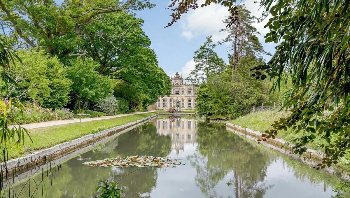 Fabulous Holiday Cottages tweet media