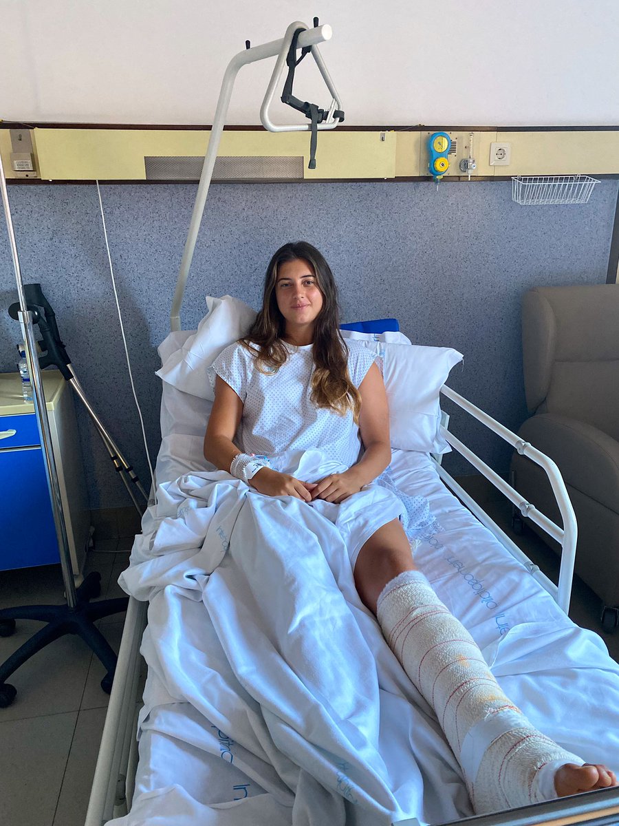 Rehab, day 1 ✅

➡️ <a href="/HelenaCondomm/">Helena Condom</a> ya ha pasado por quirófano y ahora irá paso a paso con su proceso de recuperación 

💪 Sabemos que volverás más fuerte que nunca