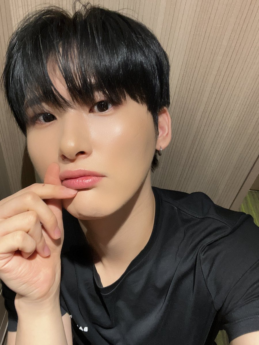 잘자 ❤️
#우빈