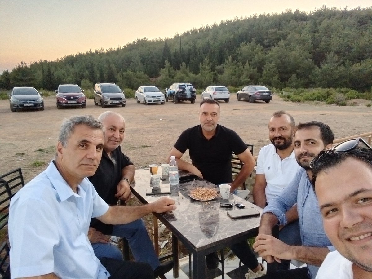 Canlarla sohbet ediyoruz