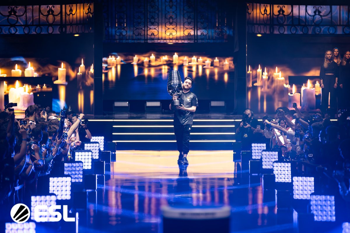 ESL Counter-Strike tweet media