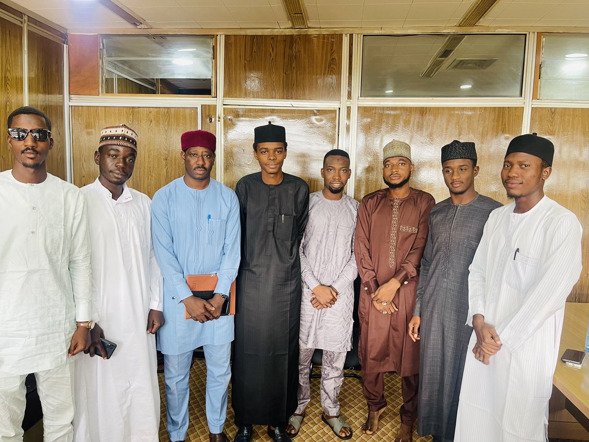 InfaqNetwork's tweet photo. The President &amp; some Executive Members of Infaq Network had a discussion with one of our Advisory Board of Infaq  Network (INIHO), Mallam Adamu Commissioner where we discussed how to strengthen our partnership with supporting partners. https://t.co/WfYMi9DxIl