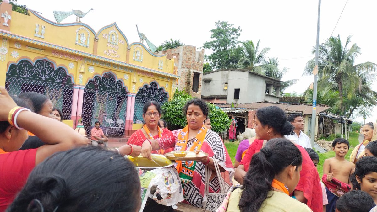 BJPMM4Bengal's tweet photo. কাঁথি সাংগঠনিক জেলার মহিলামোর্চা ও কাঁথি নগর মণ্ডল মহিলামোর্চার সদস্যাদের নিয়ে আজ ২১নং ওয়ার্ডে"মিলেট(মোটা আনাজ)উৎসব"পালন করা হয় ।
#myfavouritemillets
#InternationalYearofMillets2023 https://t.co/vWiOPtVQYZ