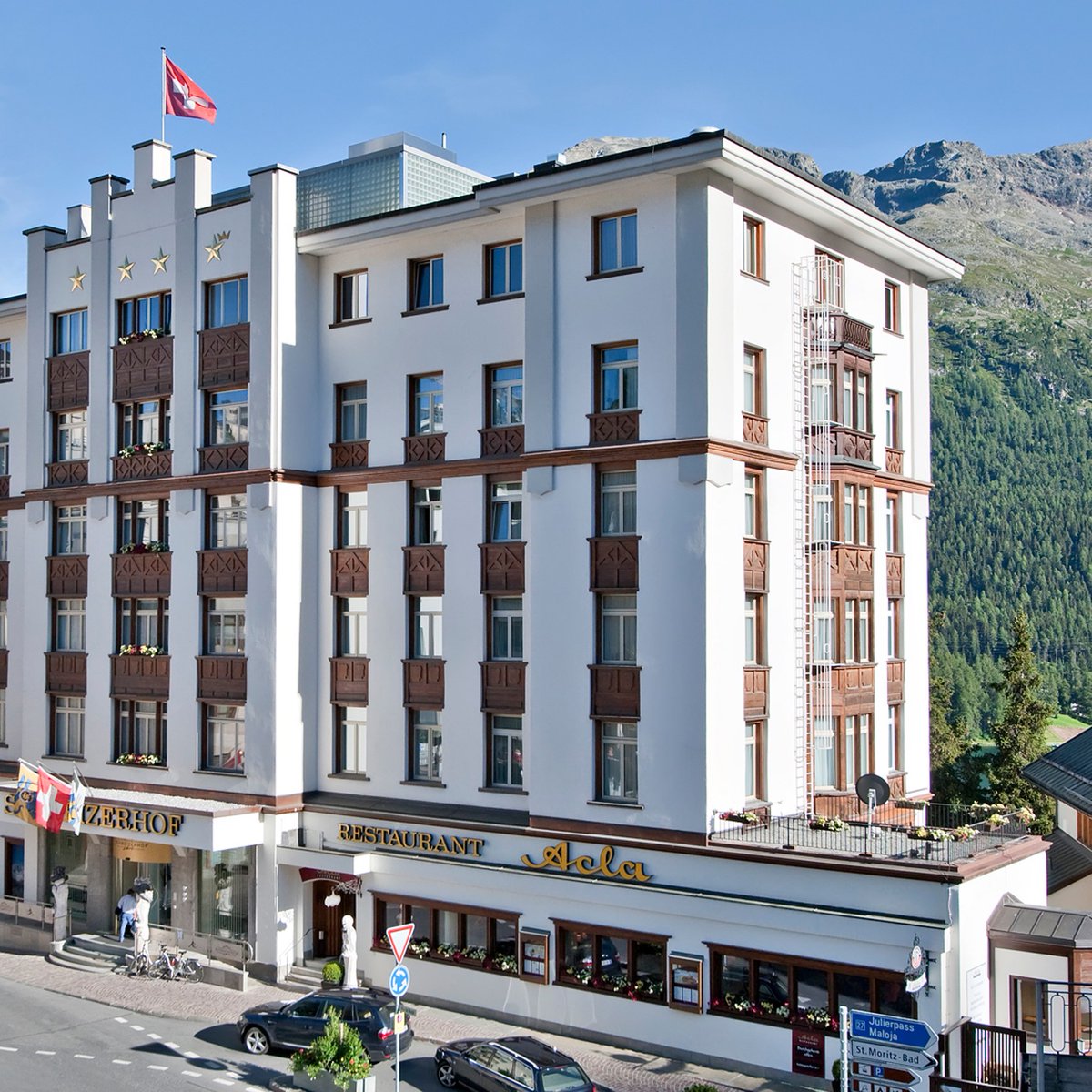 SwissQuality's tweet photo. St. Moritz, a renowned global icon synonymous with grace, flair, heritage, and sophistication. Here in the heart of this illustrious destination, we embrace the extraordinary while cherishing authenticity, leading us to select Hotel Schweizerhof St. Moritz.
#SwissQualityHotels https://t.co/rsi1jdkGUa