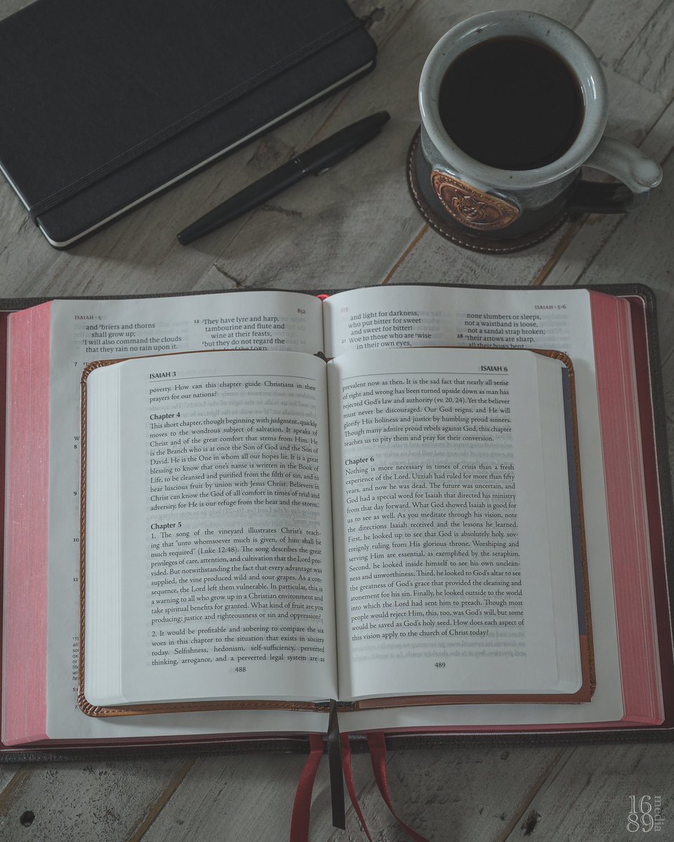 1689Media's tweet image. This is sure to become a gift I will give to many around me as they start their own families. Head over to IG or FB to read more thoughts on  the struggles of life and the need for family worship. #TransformYourHome #LayingAFoundation #FamilyWorship