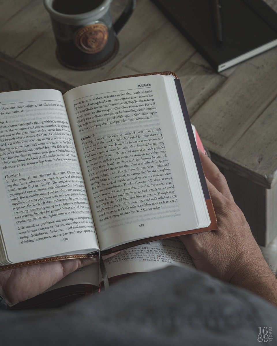 1689Media's tweet image. This is sure to become a gift I will give to many around me as they start their own families. Head over to IG or FB to read more thoughts on  the struggles of life and the need for family worship. #TransformYourHome #LayingAFoundation #FamilyWorship