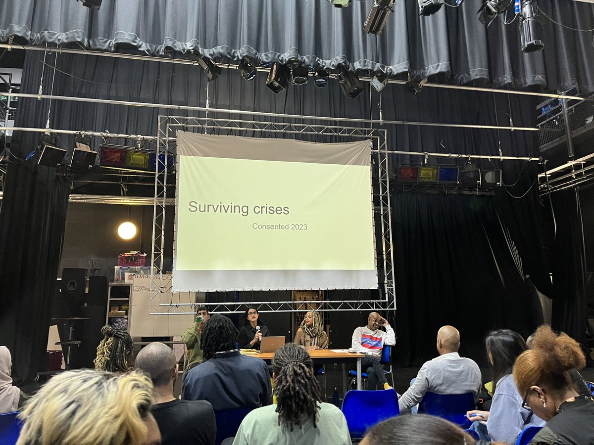 Such a great day at @CSociologies. A treat as always to listen to @ChantelleJLewis <a href="/Gargi_at_home/">Gargi Bhattacharyya</a> &amp; Vallu. Learned about Bengali squatting from @shabnabegum76 &amp; such thought provoking discussion on gentrification in the session I ran. Huge thanks to <a href="/race_in_britain/">Am It</a> &amp; organisers!