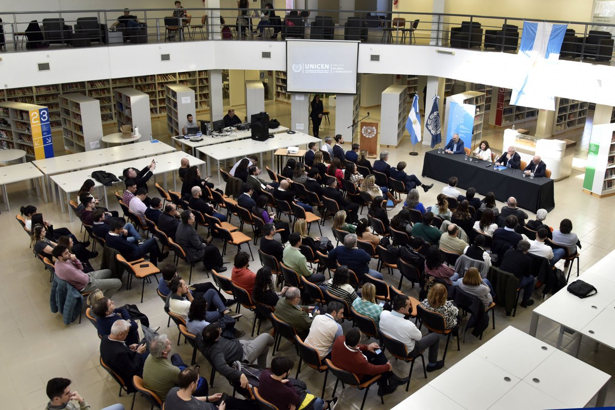 lamansys_it's tweet photo. Con gran concurrencia, los días 2 y 3 de agosto recibimos la visita de la Ministra de Salud de la Nación, @carlavizzotti , y su par de Educación,@jaimeperczyk  en el marco del Segundo Encuentro de Trabajo sobre la Historia de Salud Integrada (HSI). https://t.co/uDf7Sw1V3H