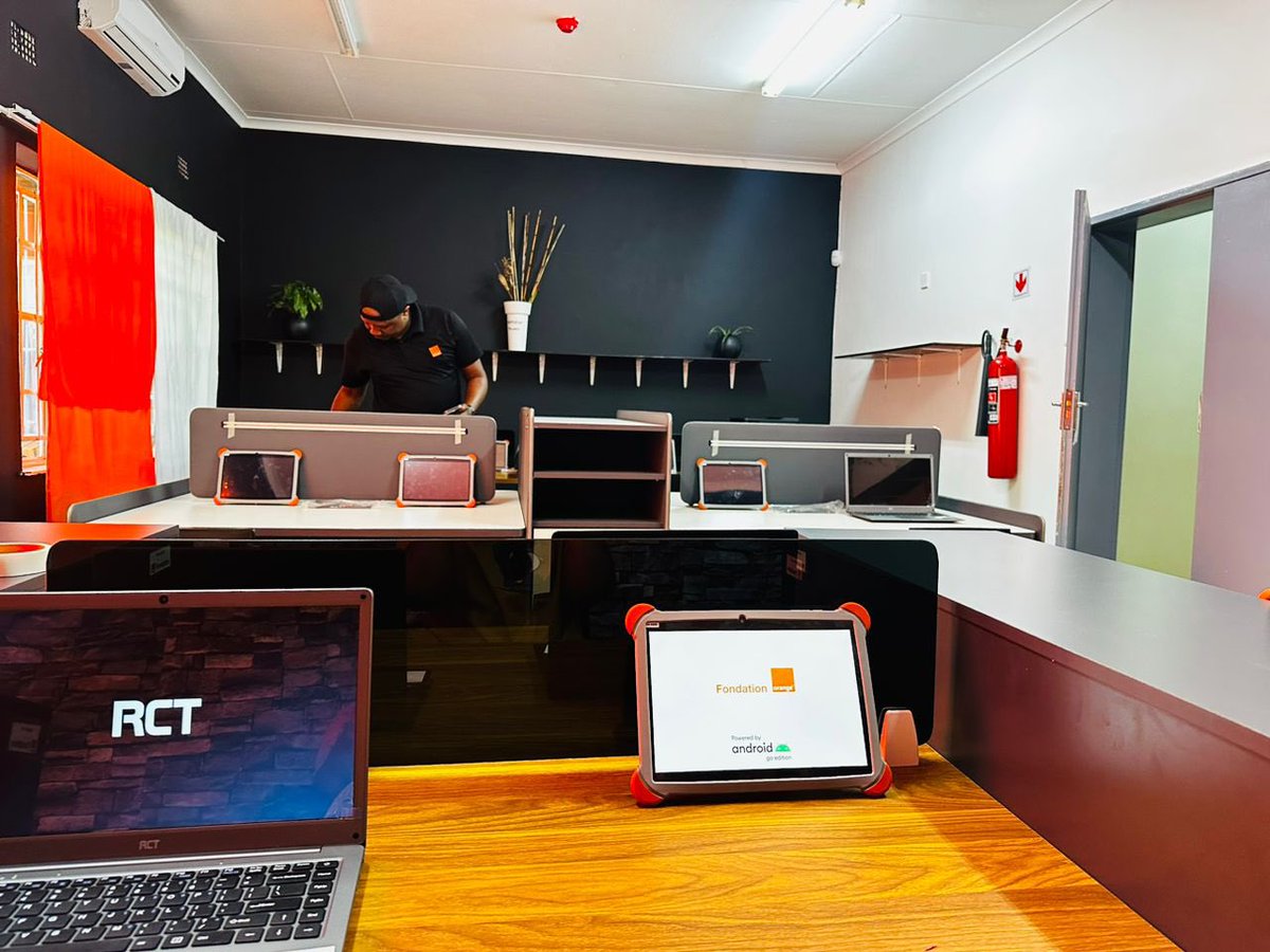 LepataMafa's tweet photo. Orange Botswana Foundation launched the 7th and 8th Women Digital Centers in Thamaga on the 13th and Phikwe on the 28th of July.  90 women graduated with digital and entrepreneurial skills at launch.#digitalinclusion https://t.co/EtlfOZHE48