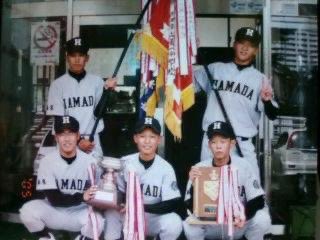 0624Carp's tweet photo. そう考えると小学校の時から大人のフェンスオーバー(90m)を試合で放り込んでたんは誇らしい事ですねw

イップスになって肩怪我のさえしなければ…

と思う事はあるけれど、その分もし子どもが出来て「野球やる」ってなったら、全力で応援するし、野球の楽しさ&amp;素晴らしさを沢山伝えてあげたいですね^ ^ https://t.co/AFUzKfl3VW